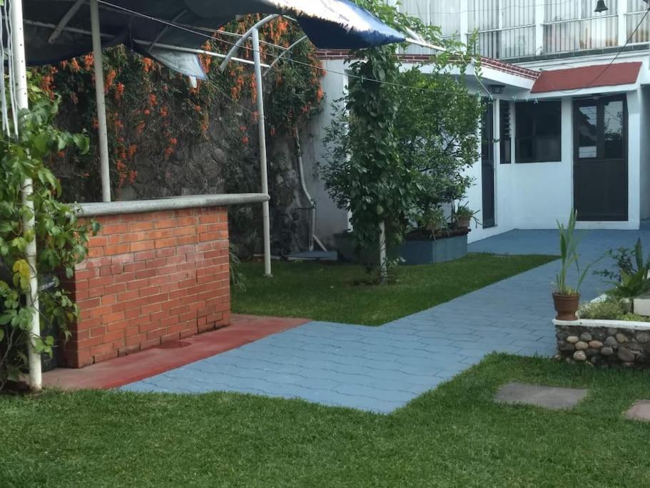 Habitacion Independiente A Pie Del Lago Con Ac Tequesquitengo Exterior foto